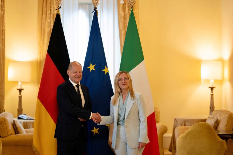 &copy; Reuters. Italian Prime Minister Giorgia Meloni meets with German Chancellor Olaf Scholz, in Rome, Italy June 8, 2023. Chigi Palace/Handout via REUTERS   
