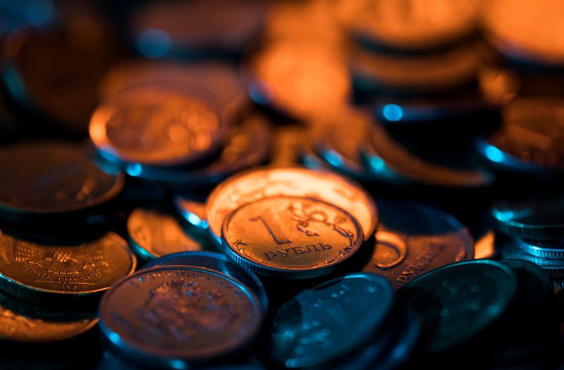 &copy; Reuters. A view shows Russian rouble coins in this picture illustration taken October 26, 2018. Picture taken October 26, 2018. REUTERS/Maxim Shemetov