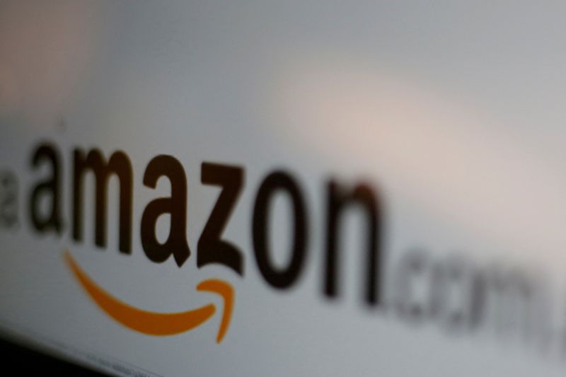 &copy; Reuters. Logo da Amazon
08/06/2017
REUTERS/Carlos Jasso/Ilustração