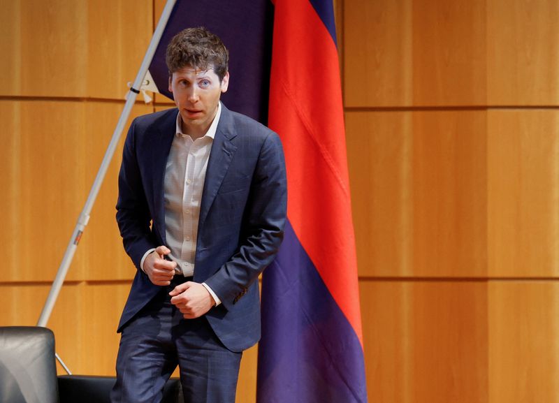 © Reuters. Sam Altman, CEO of ChatGPT maker OpenAI, attends an open dialogue with students at Keio University in Tokyo, Japan June 12, 2023. REUTERS/Issei Kato