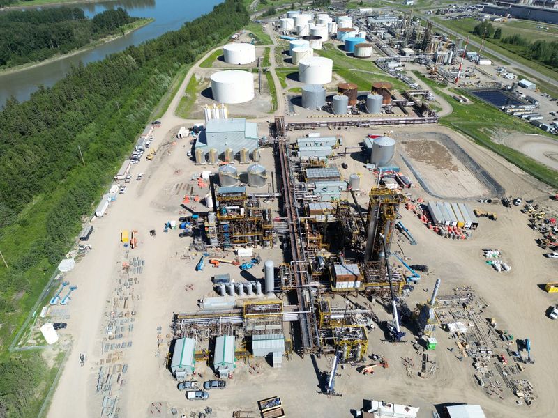 &copy; Reuters. FILE PHOTO: A view of Tidewater Renewables' renewable diesel and renewable hydrogen complex at the refinery in Prince George, British Columbia, Canada June 6, 2023. Tidewater Renewables/Handout via REUTERS    