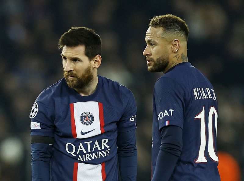 &copy; Reuters. Neymar e Messi jogam pelo PSG em partida da Liga dos Campeões contra o Bayern
14/02/2023
REUTERS/Christian Hartmann