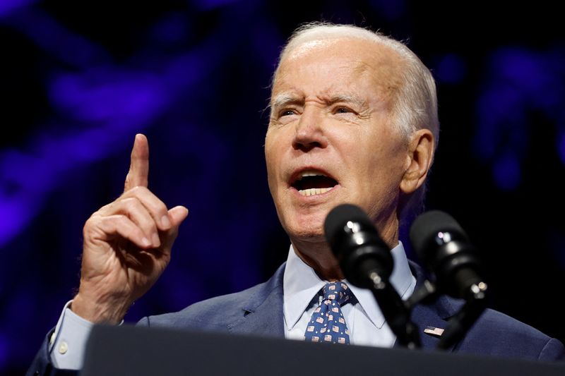 &copy; Reuters. U.S. President Joe Biden delivers remarks at the League of Conservation Voters annual dinner in Washington, U.S., June 14, 2023. REUTERS/Jonathan Ernst