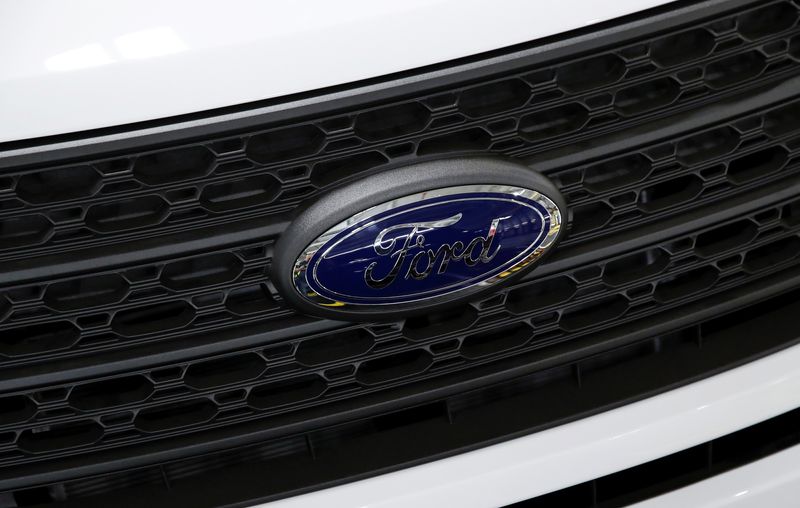 Ford CFO sees supply disruptions easing, retail prices softening