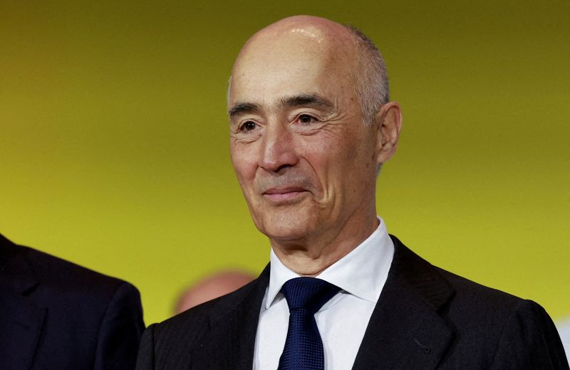 &copy; Reuters. FILE PHOTO: Ferrovial Chairman Rafael del Pino poses at the start of a general shareholders meeting in Madrid, Spain April 13, 2023. REUTERS/Juan Medina/File Photo