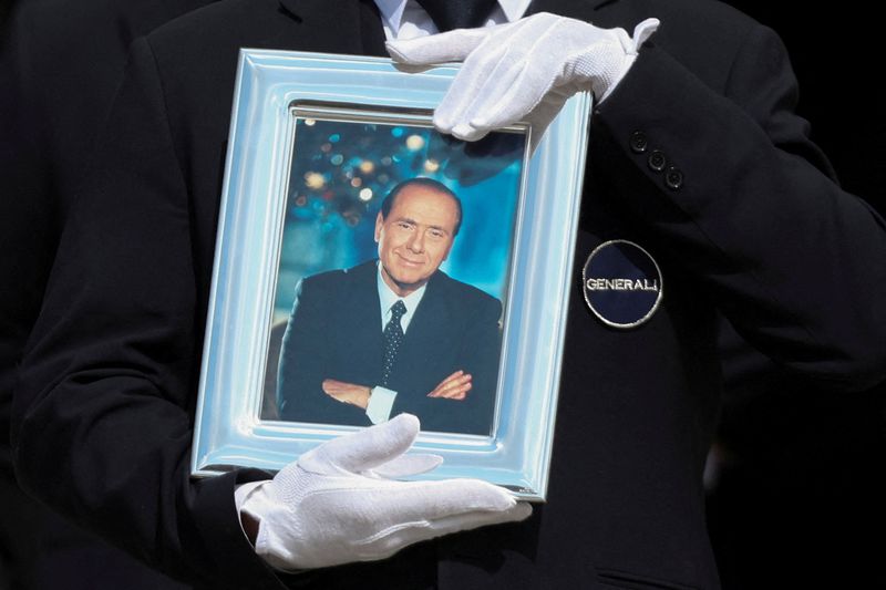 L’Italia vara riforme legali “Berlusconi” per rafforzare i diritti degli imputati da Reuters