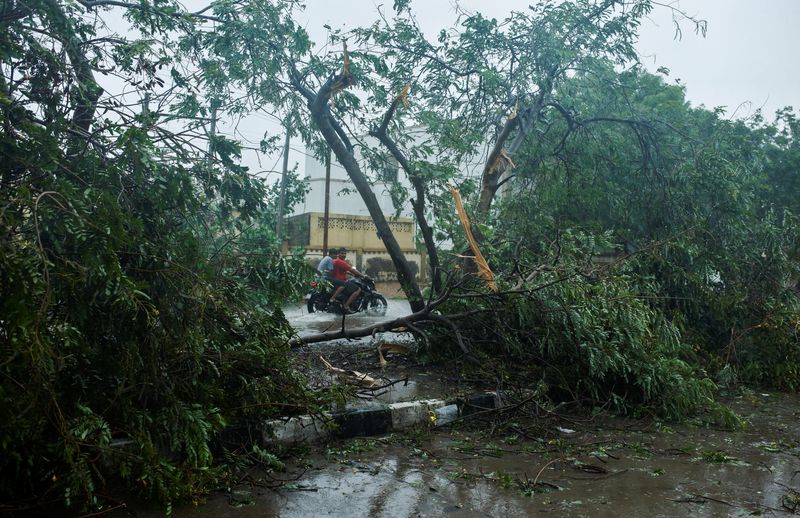 Fortes pluies en Inde et au Pakistan avec l'arrivée d'un cyclone