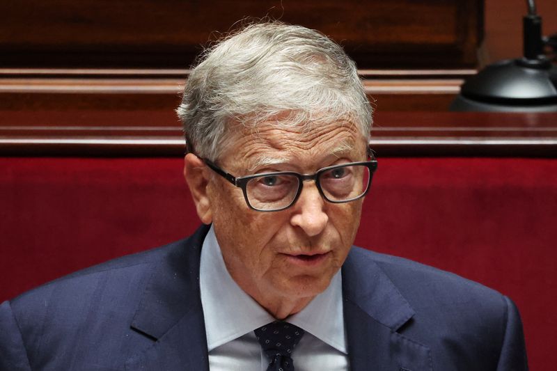 © Reuters. FILE PHOTO: Microsoft Corp co-founder Bill Gates delivers his speech at the National Assembly in Seoul, South Korea, August 16, 2022.    REUTERS/Kim Hong-Ji/Pool/File Photo