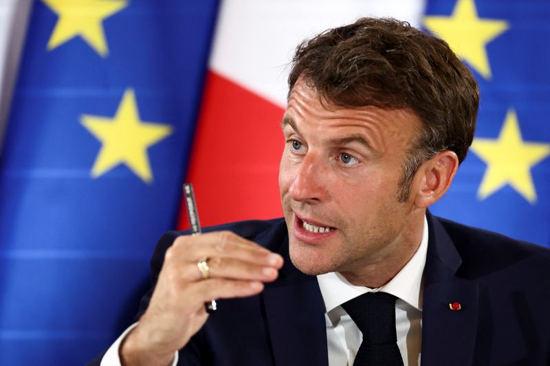 &copy; Reuters. Il presidente francese Emmanuel Macron durante un intervento a Parigi. REUTERS/Stephanie Lecocq/Pool
