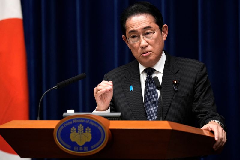 &copy; Reuters. 　６月２１日、岸田文雄首相は、通常国会閉幕を受けて記者会見し、原油・ガスなどエネルギー価格は落ち着きつつあるとしつつ、国民目線で価格高騰対策を行うと述べた。写真は首相官邸