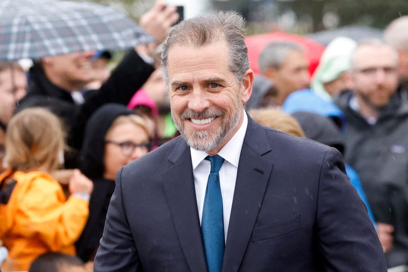 &copy; Reuters. FILE PHOTO: Hunter Biden looks on during the annual Easter Egg Roll on the South Lawn of the White House in Washington, U.S. April 18, 2022. REUTERS/Jonathan Ernst