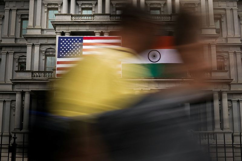 &copy; Reuters. The flags of the United States and India are displayed on the Eisenhower Executive Office Building at the White House in Washington, U.S., June 21, 2023. REUTERS/Elizabeth Frantz