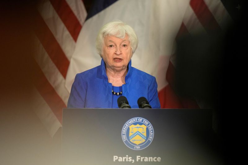 © Reuters. U.S. Treasury Secretary Janet Yellen delivers her speech at the U.S embassy to France, ahead of the Global Climate Finance conference, in Paris, France June 22, 2023 World leaders, heads of international organizations and activists are gathering in Paris for a two-day summit aimed at seeking better responses to tackle poverty and climate change issues by reshaping the global financial system.     Lewis Joly/Pool via REUTERS