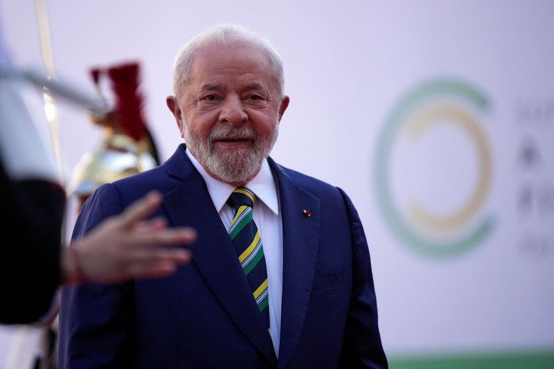 © Reuters. Presidente Luiz Inácio Lula da Silva chega para sessão de encerramento da Cúpula do Novo Pacto de Financiamento em Paris
23/06/2023 Lewis Joly/Pool via REUTERS