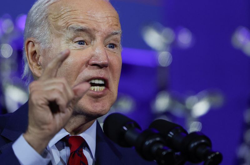 &copy; Reuters. U.S. President Joe Biden delivers remarks as he participates in a political event with reproductive rights groups at the Mayflower Hotel in Washington, U.S., June 23, 2023. REUTERS/Evelyn Hockstein