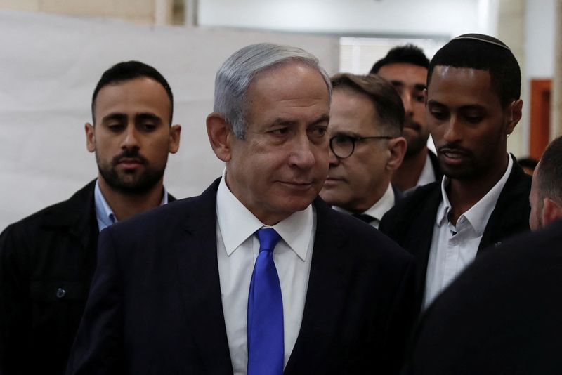 &copy; Reuters. Israeli PM Benjamin Netanyahu attends Arnon Milchan's video testimony, during Netanyahu's ongoing trial at the District Court in Jerusalem, June 25, 2023. ATEF SAFADI/Pool via REUTERS