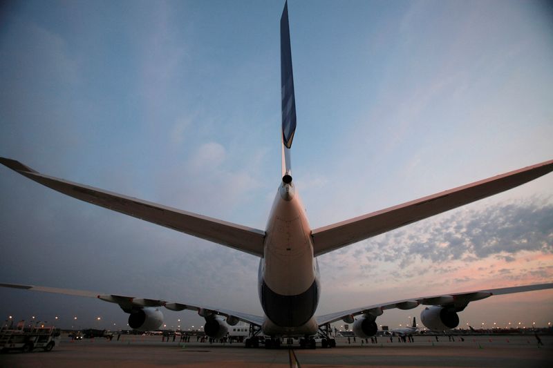 &copy; Reuters. FILE PHOTO: An Airbus A380 aircraft, the world's largest passenger plane, sits on the tarmac at Washington Dulles International Airport in Dulles, Virginia, March 26, 2007. REUTERS/Jim Young/File Photo