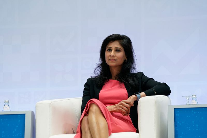 &copy; Reuters. International Monetary Fund (IMF) First Deputy Managing Director Gita Gopinath participates in a panel titled “How Should Central Banks Battle High Inflation?” at the 2023 Spring Meetings of the World Bank Group and the International Monetary Fund in 