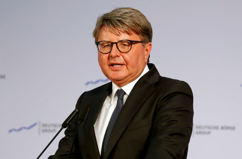 &copy; Reuters. FILE PHOTO-Deutsche Boerse CEO Theodor Weimer delivers a speech during a financial conference at the stock exchange in Frankfurt, Germany, September 4, 2018.  REUTERS/Kai Pfaffenbach