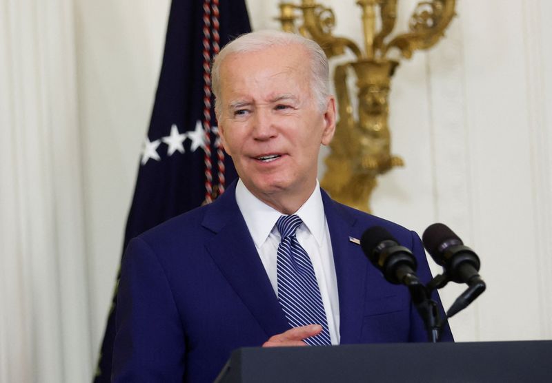 &copy; Reuters. FILE PHOTO: U.S. President Joe Biden announces a $42.45 billion national grant program for high-speed internet infrastructure deployment called the Broadband Equity Access and Deployment (BEAD) program, at the White House in Washington, U.S., June 26, 202