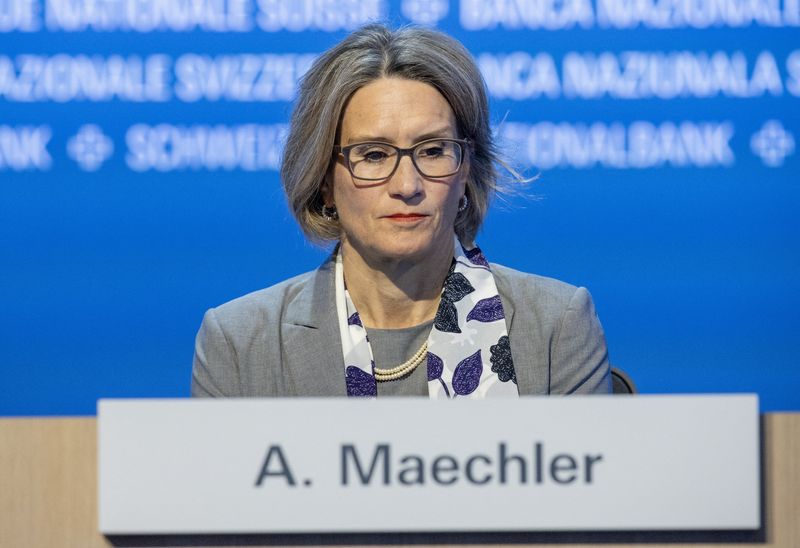 &copy; Reuters. FILE PHOTO: Swiss National Bank Board Member Andrea Maechler attends the shareholders meeting of SNB in Bern, Switzerland, April 28, 2023. REUTERS/Denis Balibouse/File Photo