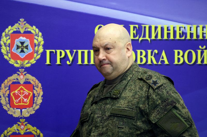 Factbox-Who is Russia's 'General Armageddon' Surovikin, missing since mutiny?