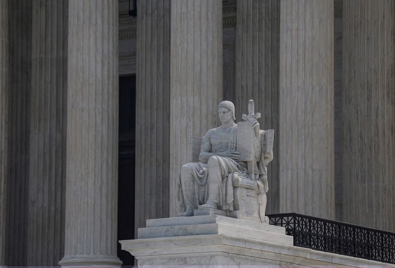 &copy; Reuters. FILE PHOTO: The U.S. Supreme Court is seen  in Washington, U.S., June 29, 2023. REUTERS/Evelyn Hockstein/File Photo