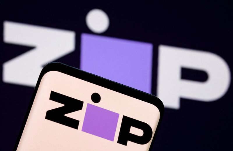 &copy; Reuters. FILE PHOTO: Zip logo is seen on a smartphone in front of displayed same logo in this illustration taken January 25, 2022. REUTERS/Dado Ruvic/Illustration/File Photo