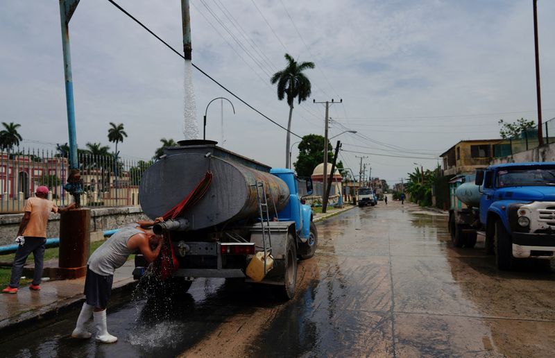 La Habana sufre escasez de agua por las grietas en la vetusta infraestructura cubana