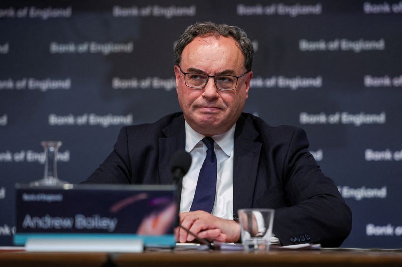 &copy; Reuters. FOTO DE ARCHIVO: El gobernador del Banco de Inglaterra, Andrew Bailey, asiste a una rueda de prensa en Londres, Reino Unido, 11 de mayo de 2023. REUTERS/Henry Nicholls