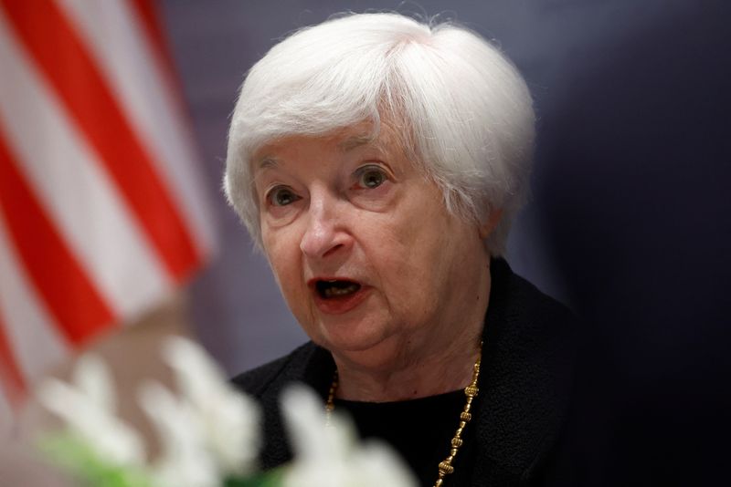 &copy; Reuters. La secrétaire américaine au Trésor, Janet Yellen, rencontre des représentants de la communauté d'affaires américaine en Chine à Pékin. /Photo prise le 7 juillet 2023/REUTERS/Thomas Peter