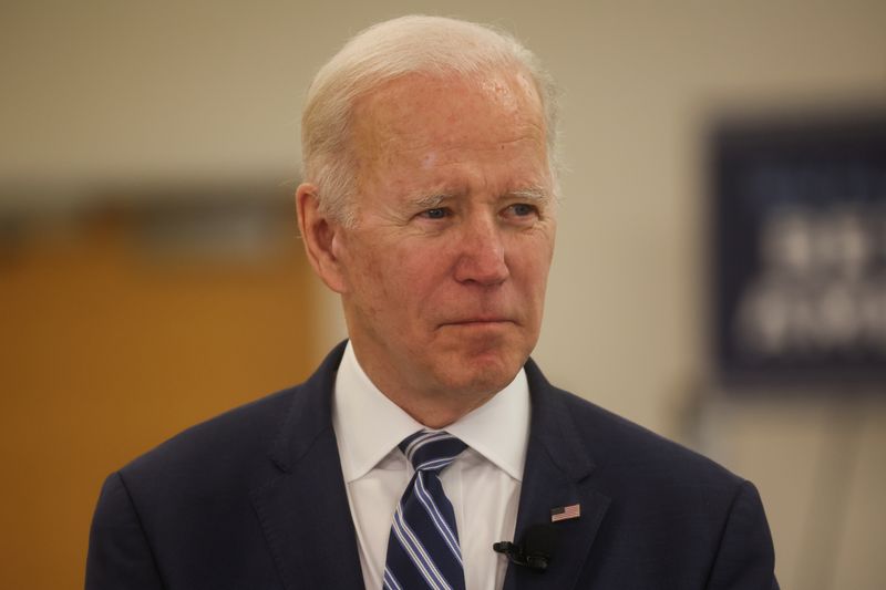 &copy; Reuters. FILE PHOTO: U.S. President Joe Biden visits the Cybersecurity Lab at North Carolina Agricultural and Technical State University, Harold L. Martin Engineering Research and Innovation Complex in Greensboro, North Carolina, U.S., April 14, 2022. REUTERS/Leah