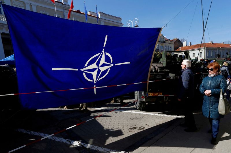 &copy; Reuters. Bandeira da Otan em Vilnius, na Lituânia
30/03/2019
REUTERS/Ints Kalnins