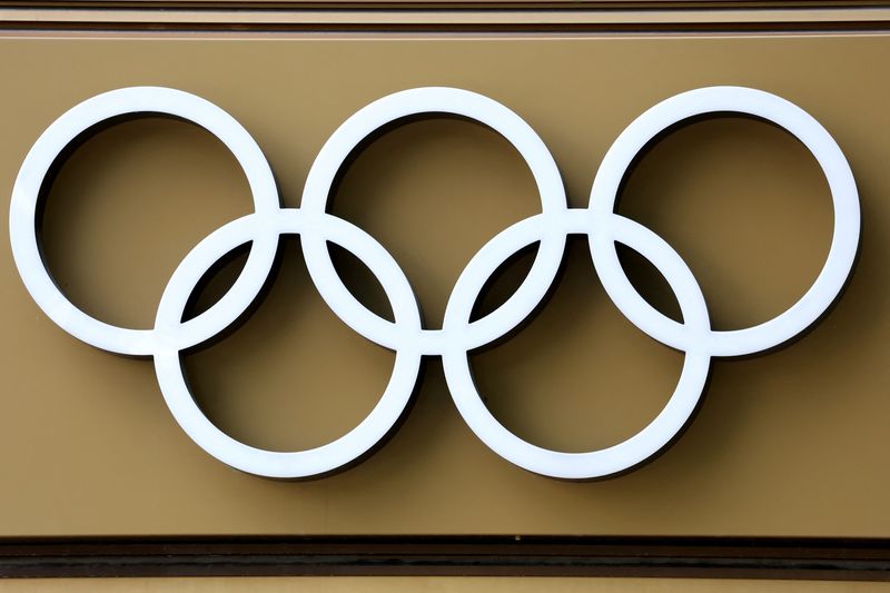 &copy; Reuters. FILE PHOTO: The Olympics rings are seen on the Pulse building, the headquarters of the Paris 2024 Olympics organizing committee, as a police search is currently underway, in Saint-Denis near Paris, France, June 20, 2023. REUTERS/Stephanie Lecocq/File Phot