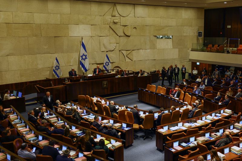 &copy; Reuters. Sessão do Knesset, Parlamento de Israel, em Jerusalém
23/05/2023
REUTERS/Ronen Zvulun