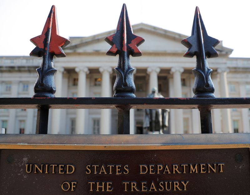 &copy; Reuters. FILE PHOTO: A sign marks the U.S Treasury Department in Washington, U.S., August 6, 2018.     REUTERS/Brian Snyder