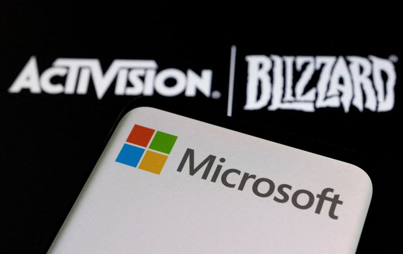 &copy; Reuters. FILE PHOTO: Microsoft logo is seen on a smartphone placed on displayed Activision Blizzard logo in this illustration taken January 18, 2022. REUTERS/Dado Ruvic/Illustration/File Photo