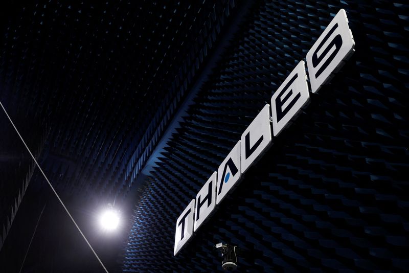 &copy; Reuters. FILE PHOTO: The logo of Thales Group is seen during a visit at the Thales radar factory in Limours, France, February 1, 2023. REUTERS/Gonzalo Fuentes
