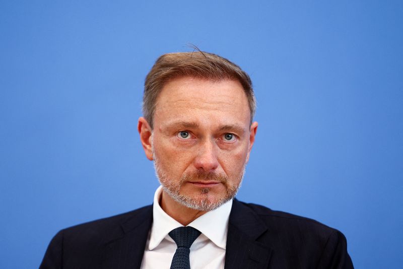 &copy; Reuters. FILE PHOTO: German Finance Minister Christian Lindner addresses the media about the government's budget plans, in Berlin, Germany, July 5, 2023. REUTERS/Lisi Niesner/File Photo