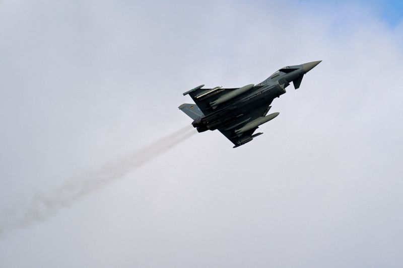 &copy; Reuters. A Eurofighter jet flies during exercises of the German naval forces in Eckernfoerde, Germany, February 21, 2023. REUTERS/Fabian Bimmer