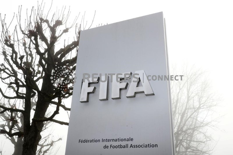 &copy; Reuters. Logo da Fifa em Zurique
 18/11/ 2020   REUTERS/Arnd Wiegmann