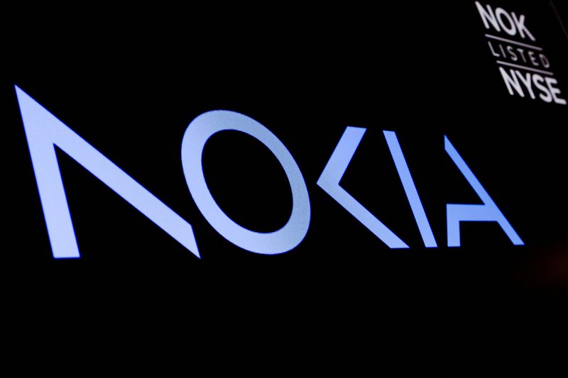 © Reuters. FILE PHOTO: A screen displays the company logo and trading information for Nokia Corporation on the floor of the New York Stock Exchange (NYSE) in New York City, U.S., May 24, 2023.  REUTERS/Brendan McDermid