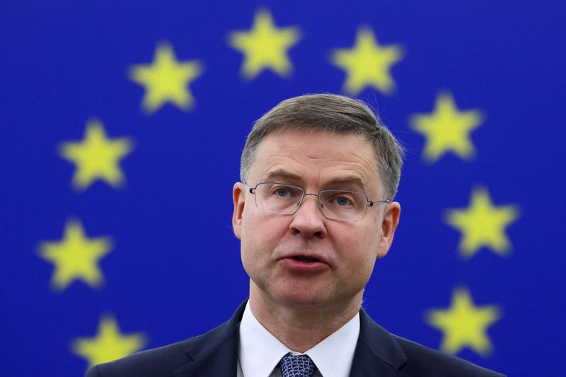 &copy; Reuters. FILE PHOTO: European Commission Executive Vice President Valdis Dombrovskis addresses a plenary session at the European Parliament in Strasbourg, France June 13, 2023. REUTERS/Yves Herman/File Photo