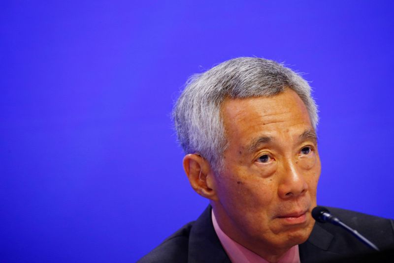 © Reuters. FILE PHOTO: Singapore's Prime Minister Lee Hsien Loong attends the IISS Shangri-la Dialogue in Singapore, May 31, 2019. REUTERS/Feline Lim/File Photo