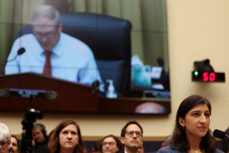 &copy; Reuters. FILE PHOTO: Federal Trade Commission (FTC) Chair Lina Khan listens as House Judiciary Chairman Jim Jordan (R-OH) speaks before a House Judiciary Committee hearing on "Oversight of the Federal Trade Commission," on Capitol Hill in Washington, U.S., July 13