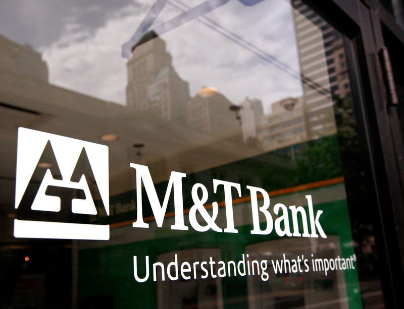 M&T Bank beats profit estimates as higher rates boost interest income