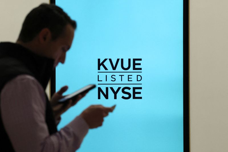 &copy; Reuters. Kenvue Inc. Johnson & Johnson's consumer-health business, trading information is displayed on a screen during the company's IPO at the New York Stock Exchange (NYSE) in New York City, U.S., May 4, 2023.  REUTERS/Brendan McDermid/File photo
