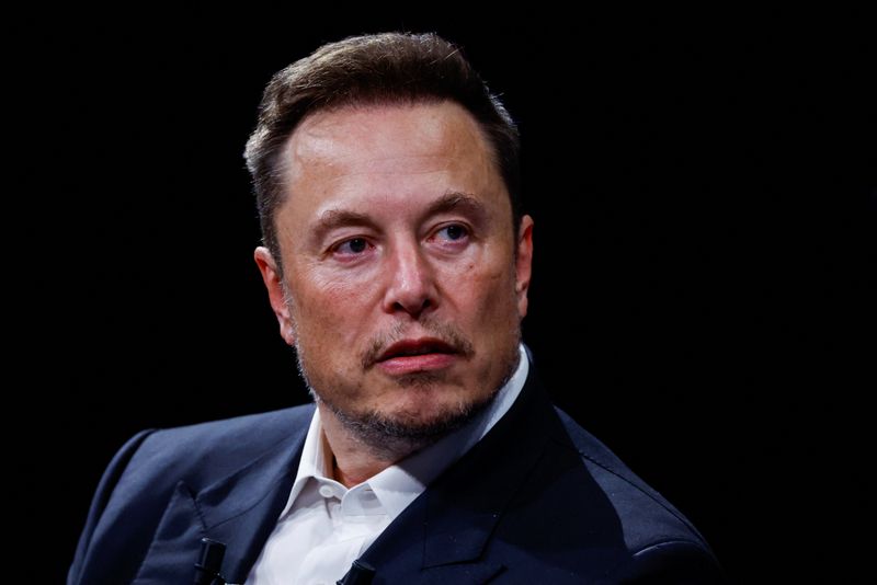 &copy; Reuters. Elon Musk, Chief Executive Officer of SpaceX and Tesla and owner of Twitter, looks on as he attends the Viva Technology conference dedicated to innovation and startups at the Porte de Versailles exhibition centre in Paris, France, June 16, 2023. REUTERS/G