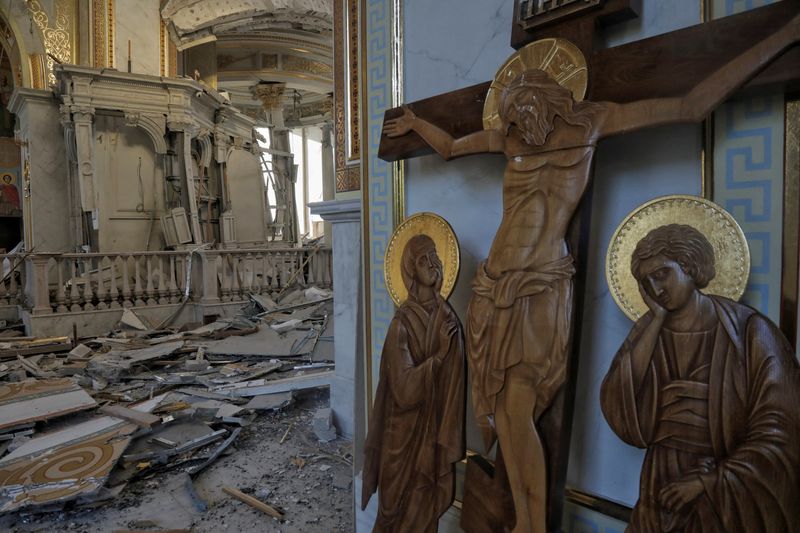 &copy; Reuters. An interior view shows the Transfiguration Cathedral damaged during a Russian missile strike, amid Russia's attack on Ukraine, in Odesa, Ukraine July 23, 2023. REUTERS/Nina Liashonok    