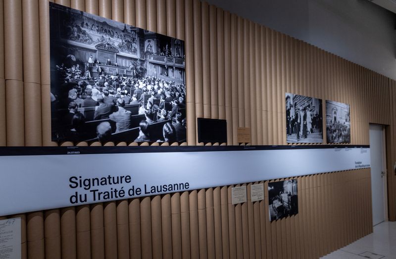 &copy; Reuters. منظر عام لمعرض أقيم بمناسبة الذكرى المئوية لتوقيع معاهدة لوزان التي حددت حدود تركيا الحديثة بعد الحرب العالمية الأولى في لوزان بسويسرا يوم 